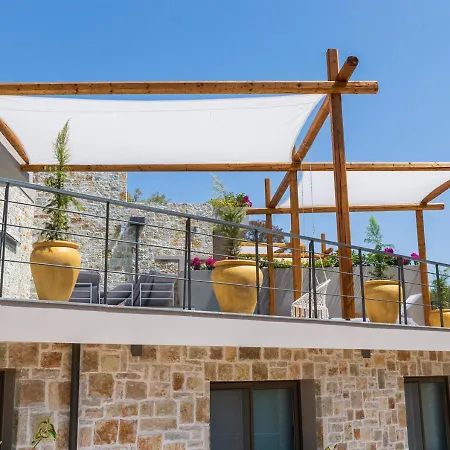 Katomeri Resort منتجع